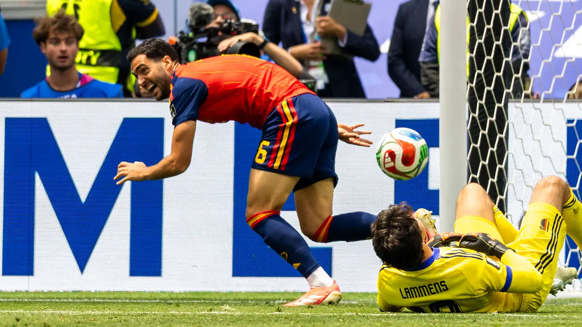 July-10-2026-Los-Angeles-California-USA-Spain-s-MIKEL-MERINO-6-celebrates-after-scoring-on-Belgium-goalkeeper-SENNE-LAMMENS-12-during-the-FIFA-World-Cup-WM-Weltmeisterschaft-Fussball-quarterfinal-soccer-match-at-SoFi-Stadium-in-Inglewood-Spain-won-the-match-2-1