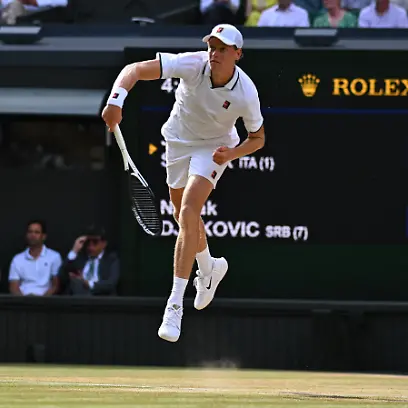 2026-Wimbledon-Semi-Final-Jannik-Sinner-Jannik-Sinner-ITA-during-his-first-rsemi-final-match-at-the-2026-Wimbledon-Championships-at-the-AELTC-in-London-Great-Britain-on-July-10-2026-Photo-by-Corinne-Dubreuil-ABACAPRESS