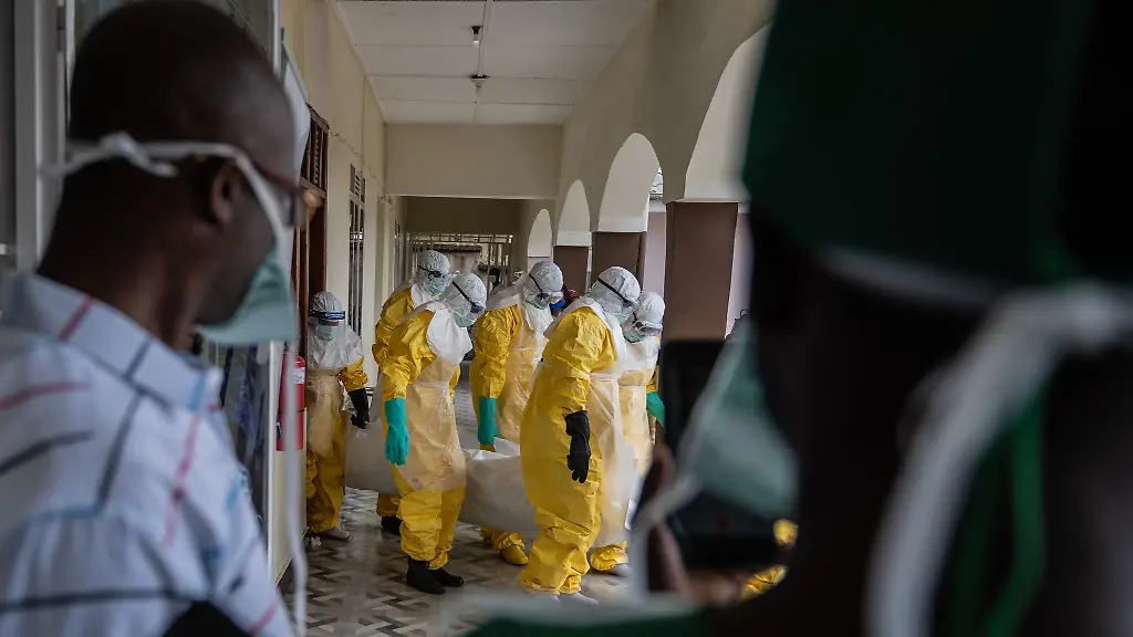 Gesundheitsexperten-zufolge-stiegen-die-Fallzahlen-bei-keinem-frueheren-Ebola-Ausbruch-so-schnell-an-wie-bei-der-derzeitigen-Epidemie