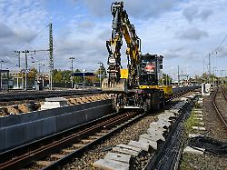 Holprige Generalsanierungen: Schnieder fordert "ganz klar Auskunft" von der Bahn