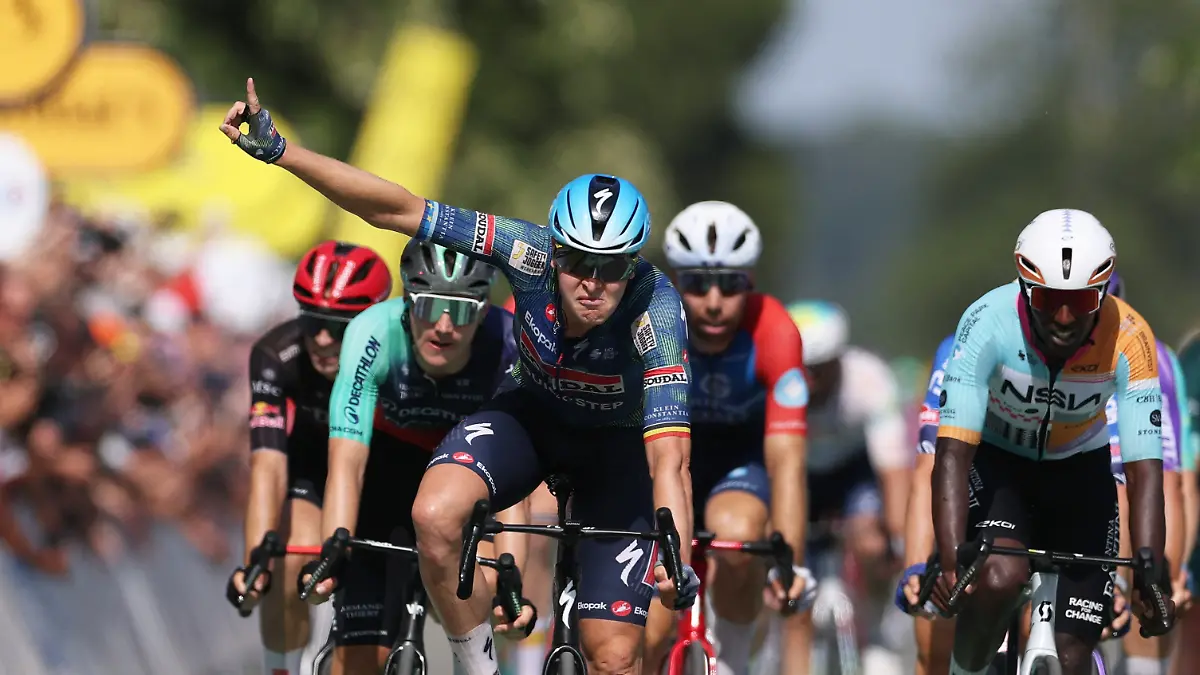 Cycling-Tour-de-France-Stage-8-Perigueux-to-Bergerac-Perigueux-France-July-11-2026-Soudal-Quick-Step-s-Tim-Merlier-celebrates-after-crossing-the-finish-line-to-win-stage-8-REUTERS-Gonzalo-Fuentes