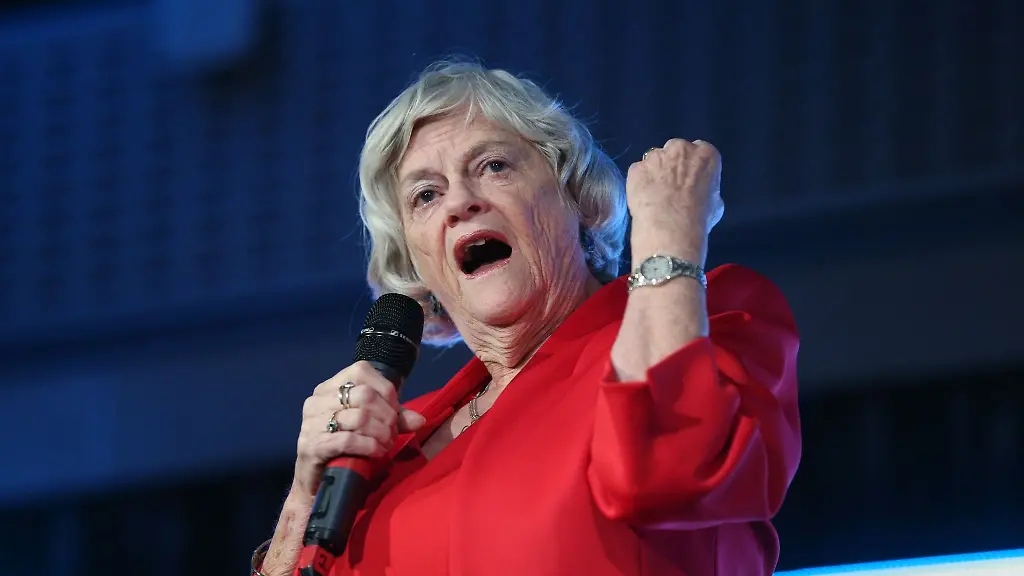 Ann-Widdecombe-galt-als-streitlustig