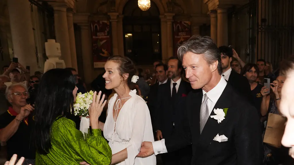 Eva-Herzigova-and-Gregorio-Marsiaj-attend-their-wedding-at-the-Sala-Plebisciti-of-Palazzo-Carignano-in-Turin-Italy-on-July-11-2026-Photo-by-Fabio-Ferrari-LaPresse-ABACAPRESS