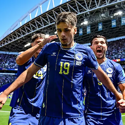 Bosnia-and-Herzegovina-s-Kerim-Alajbegovic-celebrates-after-scoring-during-a-soccer-game-between-Bosnia-and-Herzegovina-and-Qatar-on-Wednesday-24-June-2026-in-Seattle-the-third-and-last-day-in-the-group-stage-in-group-B-of-the-FIFA-World-Cup-WM-Weltmeisterschaft-Fussball-2026-in-the-United-States-of-America