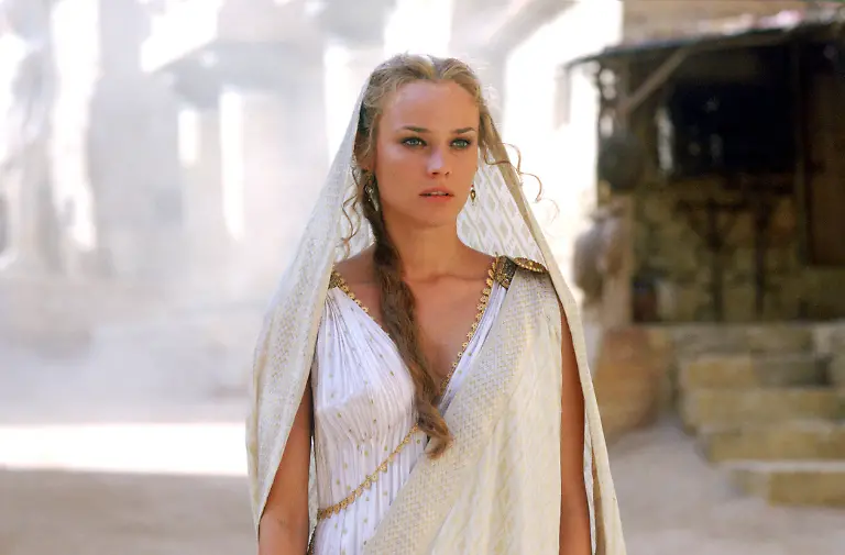 TROY-Diane-Kruger-2004-c-Warner-Brothers-courtesy-Everett-Collection-Warner-Bros-Courtesy-Everett-Collection-ACHTUNG-AUFNAHMEDATUM-GESCHAeTZT-PUBLICATIONxINxGERxSUIxAUTxONLY-Copyright-xWarnerxBros-CourtesyxEverettxCollectionx-MCDTROY-EC014