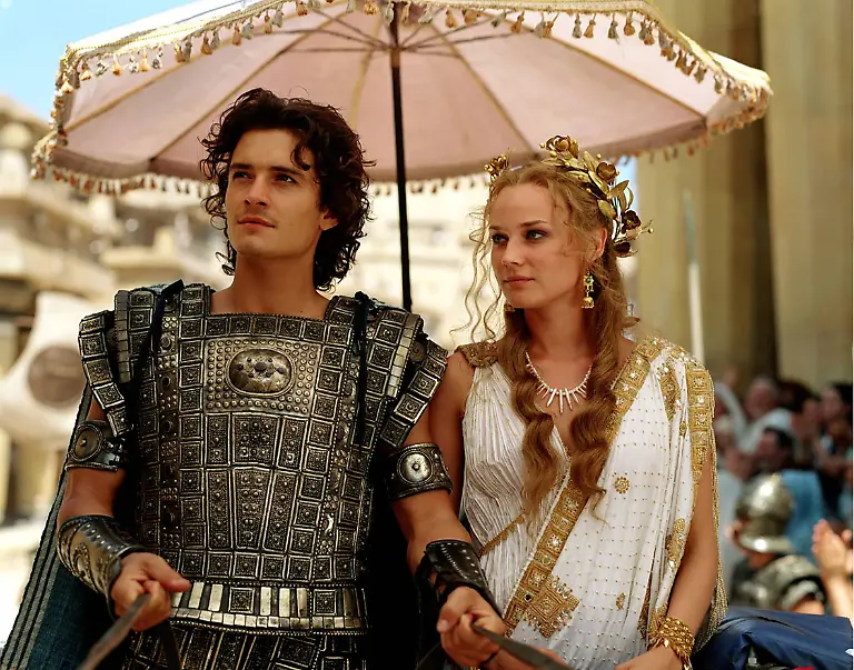 TROJA-Troy-USA-2004-Wolfgang-Petersen-Szene-Orlando-Bloom-Diane-Kruger-Regie-Wolfgang-Petersen-aka-Troy-TROJA-USA-2004-Copyright-KPA-AUFNAHMEDATUM-GESCHAeTZT-Nur-redaktionelle-Nutzung-im-Zusammenhang-mit-dem-Film-Editorial-usage-only-and-only-related-to-the-movie-Im-Falle-anderer-Verwendungen-kontaktieren-Sie-uns-bitte-For-other-uses-please-contact-us