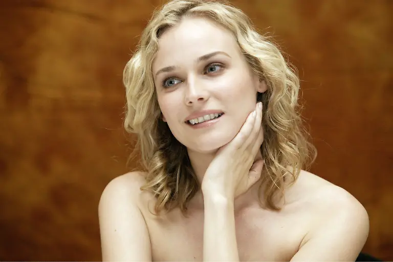 May-2-2004-Hollywood-California-U-S-Diane-Kruger-promoting-the-film-Troy-in-New-York-City-May-2-2004-Hollywood-U-S