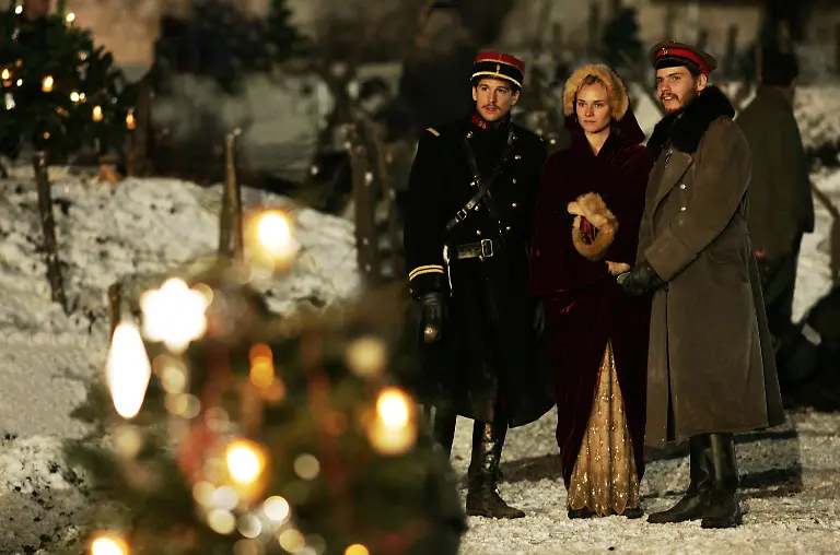 2005-Merry-Christmas-Movie-Set-RELEASE-DATE-November-11-2005-MOVIE-TITLE-Merry-Christmas-STUDIO-Senator-Film-Produktion-PLOT-In-1914-World-War-I-the-bloodiest-war-ever-at-that-time-in-human-history-was-well-under-way-However-on-Christmas-Eve-numerous-sections-of-the-Western-Front-called-an-informal-and-unauthorized-truce-where-the-various-front-line-soldiers-of-the-conflict-peacefully-met-each-other-in-No-Man-s-Land-to-share-a-precious-pause-in-the-carnage-with-a-fleeting-brotherhood-PICTURED-GUILLAUME-CANET-as-Lt-Audebert-DIANE-KRUGER-as-Anna-Sorensen-and-DANIEL-BRUHL-as-Horstmayer