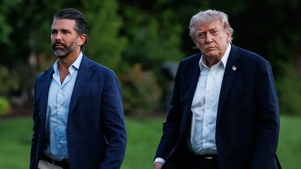 592345004