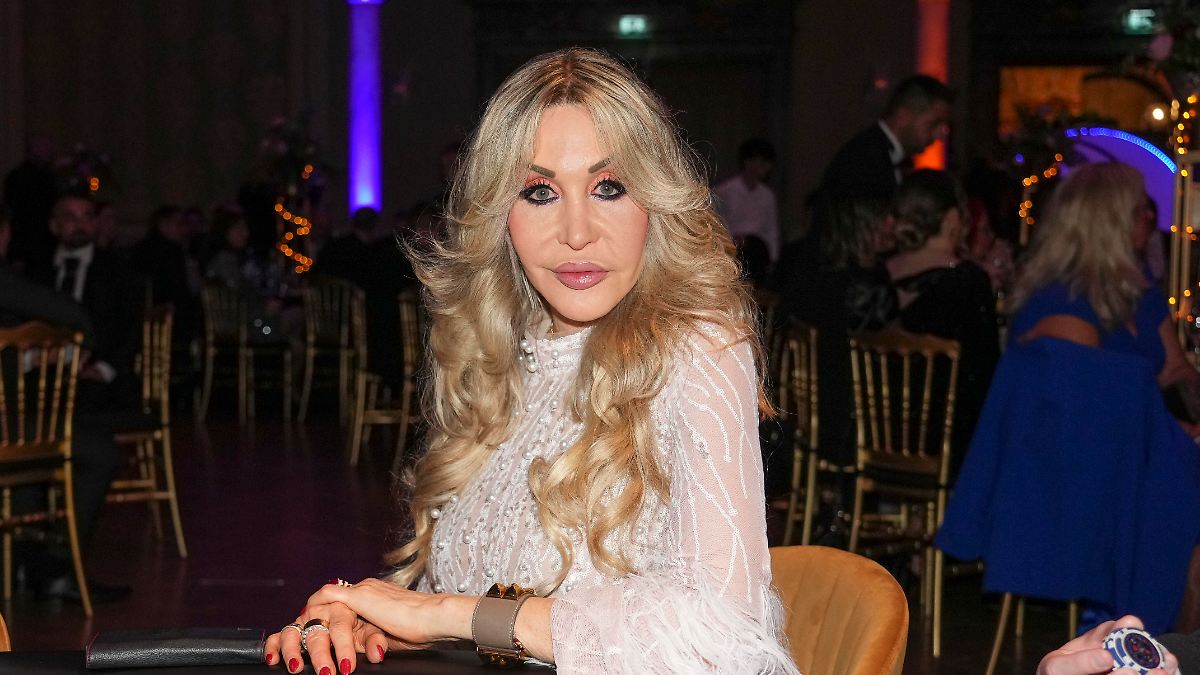 zwischenfall-bei-tv-show-ex-pornostar-dolly-buster-musste-auf-intensivstation