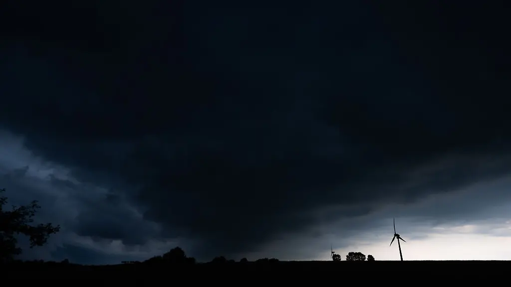 Schwere-Gewitter-zogen-ueber-Niedersachsen