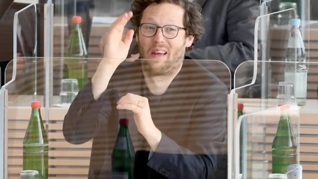 Schleswig-Holstein-will-bis-2025-komplett-auf-Buero-Software-von-Microsoft-verzichten