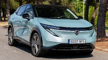 W26167_-_NISSAN_ELECTRIFIED_ADVENTURE_CARSHOTS_011