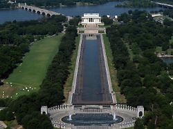 Farce um Becken in Washington: Trump lässt Reflecting Pool erneut renovieren