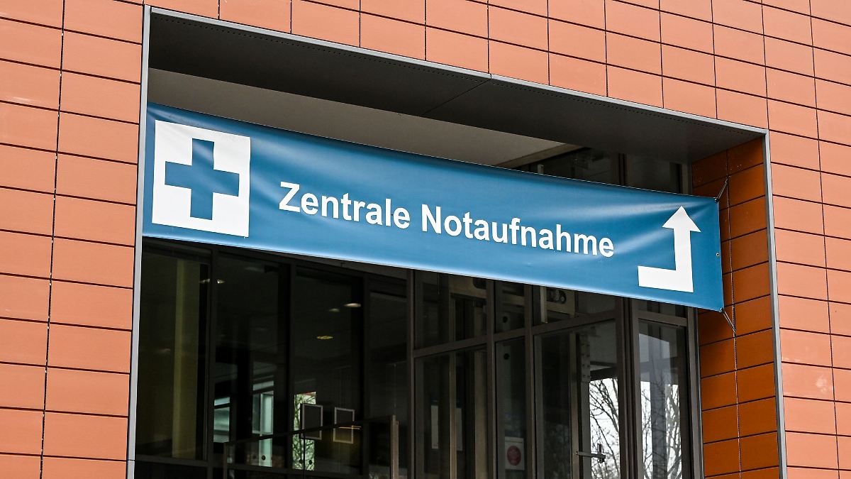 Berlin & BrandenburgKliniken streichen Angebote - Sondersitzung im Landtag?