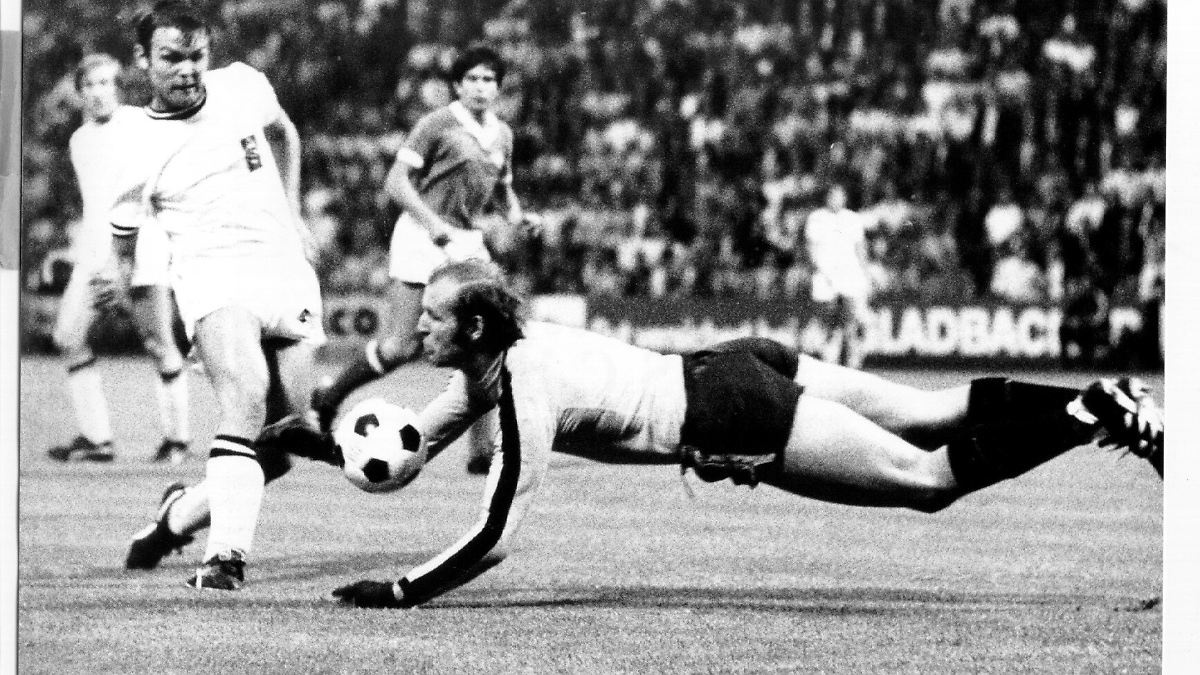 Fußball-Legende Manfred Manglitz im Alter von 86 Jahren verstorben