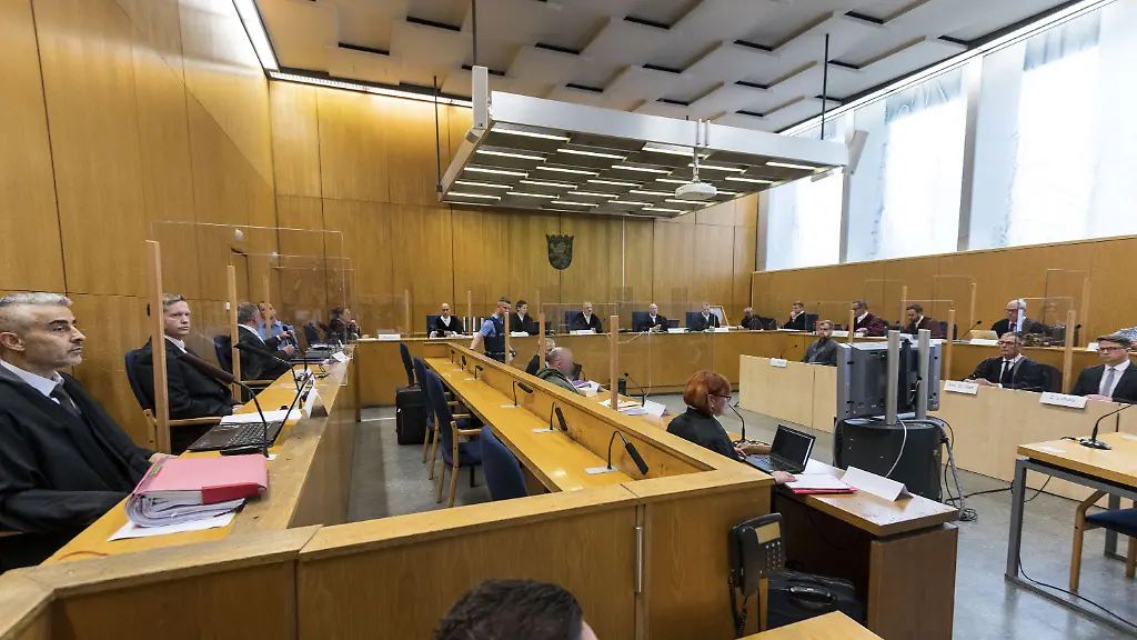 27d964ec41414eea46a61454ca4709d3