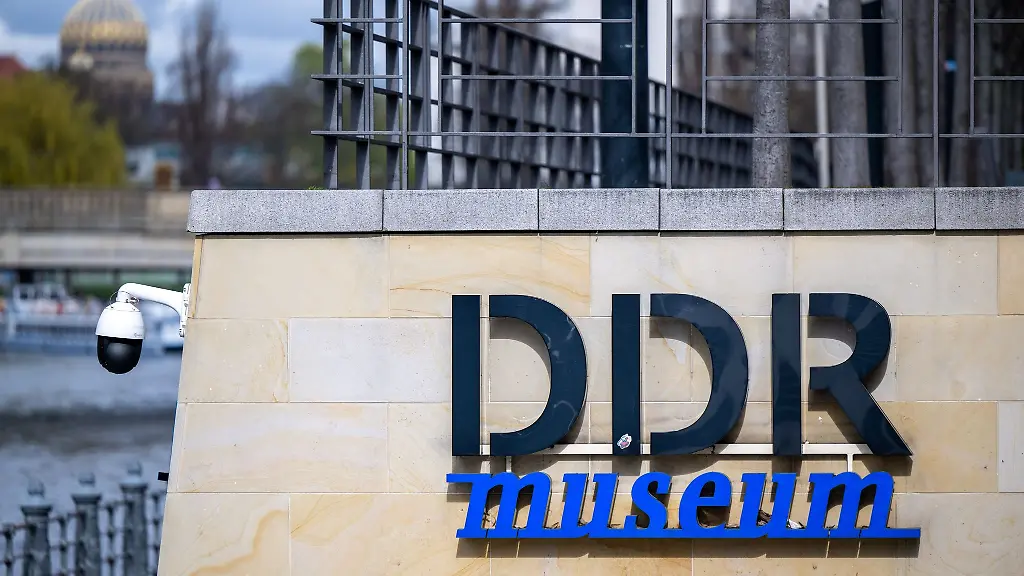 Das-DDR-Museum-in-Berlin-laedt-zur-20-Jahr-Feier-ein