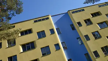 111255252
