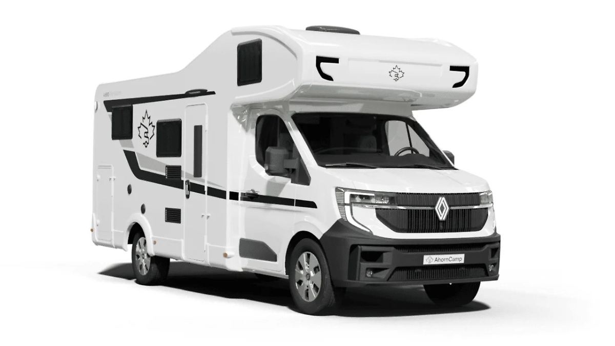 Alle-Wohnmobile-mit-Master-Basis-Ahorn-Camp-kommt-mit-einem-kleinen-Neuheiten-Feuerwerk