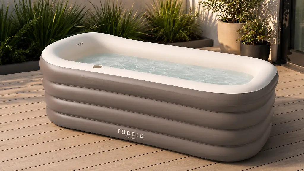 Praktisch-Die-Outdoor-Badewanne-kommt-mit-einer-elektrischen-Luftpumpe-und-ist-mit-einem-automatischen-Aufblassystem-ausgeruestet