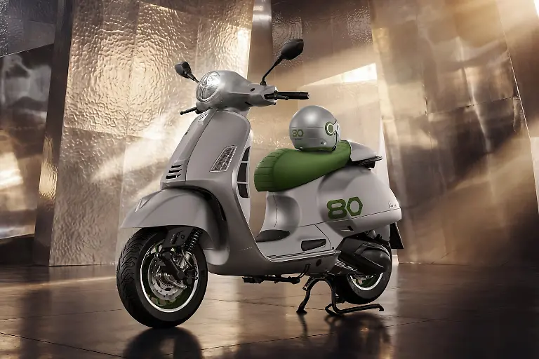 01-vespa-edizione-ottantesimo
