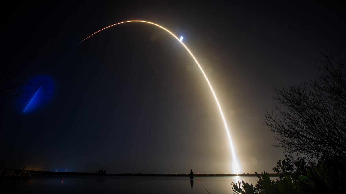 92-dollar-unter-h-chstwert-aktienkurs-von-spacex-f-llt-unter-ausgabepreis