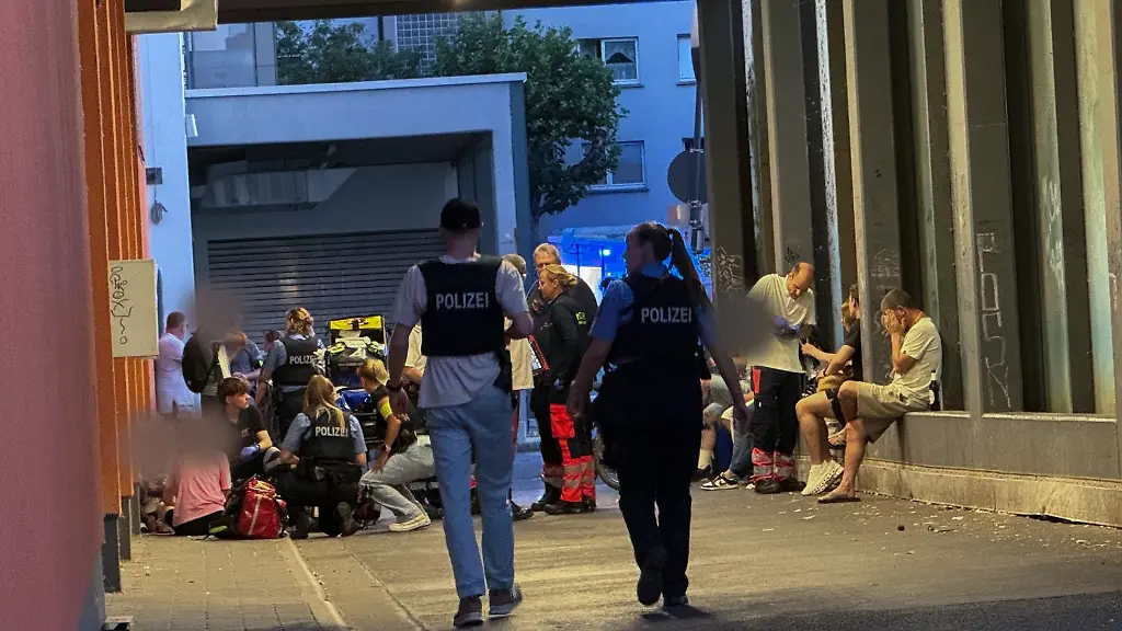 Nach-einer-Gewalttat-koennen-Zeugen-lange-mit-den-Folgen-kaempfen