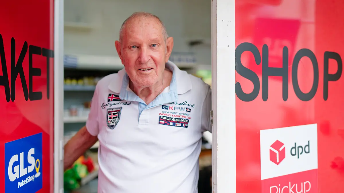 83-Jähriger eröffnet Paketshop gegen eigene Einsamkeit