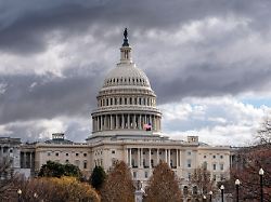 Ausgaben in Milliardenhöhe: Über 100 US-Demokraten stimmen gegen Militärhilfe für Israel