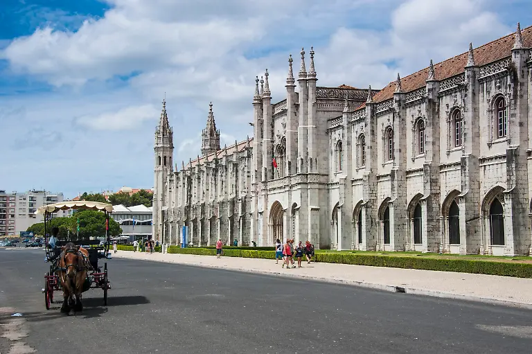Mosteiro-dos-Jeronimos-Belem-Lissabon-Distrikt-Lissabon-Portugal-Europa