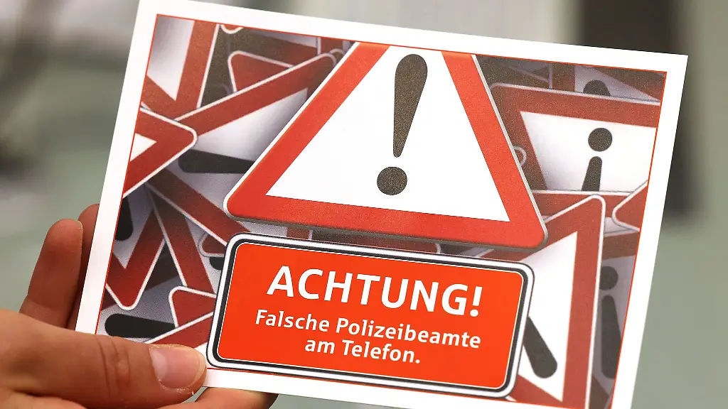 Mehrere-Menschen-im-Hochtaunuskreis-sind-von-falschen-Polizisten-angerufen-worden