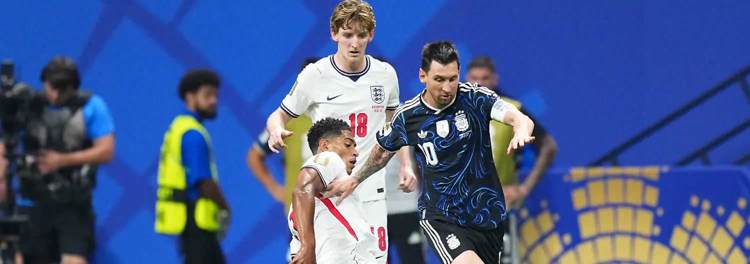 England-v-Argentina-FIFA-World-Cup-WM-Weltmeisterschaft-Fussball-2026-Semi-Finals-ATLANTA-GEORGIA-JULY-15-Lionel-Messi-of-Argentina-competes-against-Jude-Bellingham-of-England-during-the-2026-FIFA-World-Cup-semifinal-match-between-England-and-Argentina-at-Atlanta-Stadium-in-Atlanta-Georgia-United-States-on-July-15-2026-Evrim-Aydin-Anadolu-Georgia-United-States-Editorial-use-only-Please-get-in-touch-for-any-other-usage