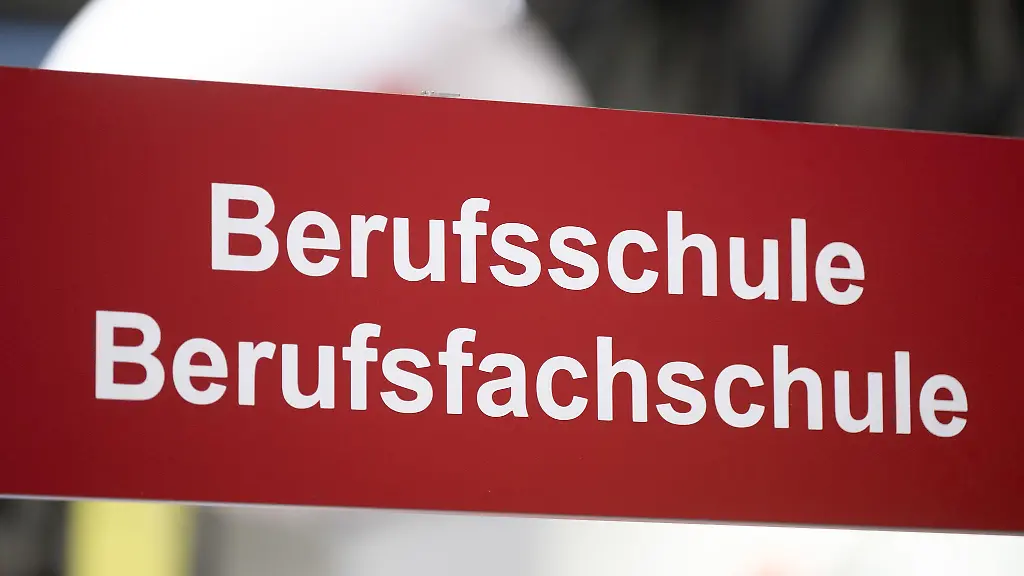Mehrere-saechsische-Berufsschulen-profitieren-bei-Investitionen-von-Foerdergeldern-der-EU