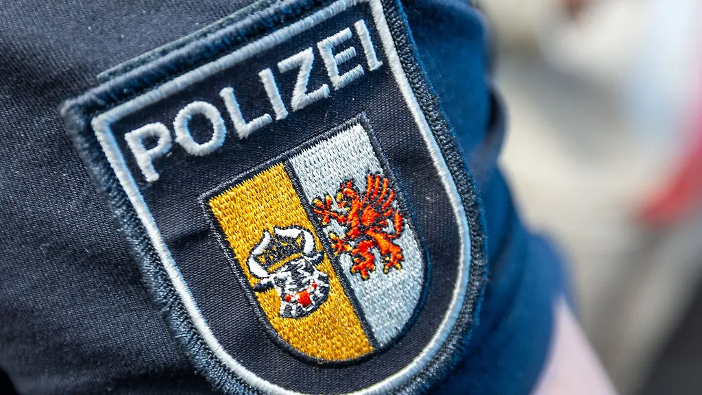 Geht-von-der-verdaechtigen-Briefsendung-eine-Gefahr-aus-Symbolbild