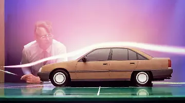 01_In_zukunftsweisend_aerodynamischen__Foto_Opel