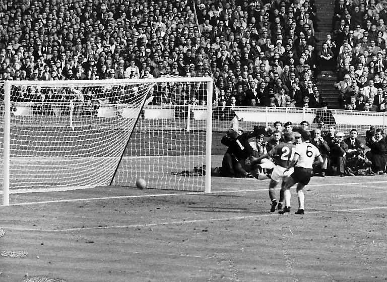 WM 1966 Wembley Tor