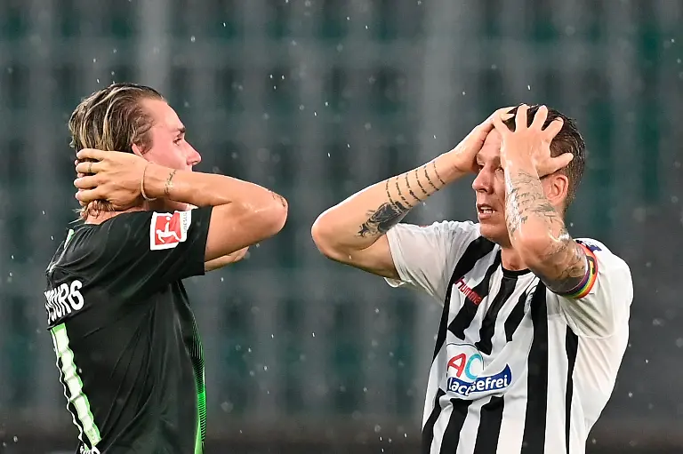 0edb570090335a3738daee7e8a251b4a