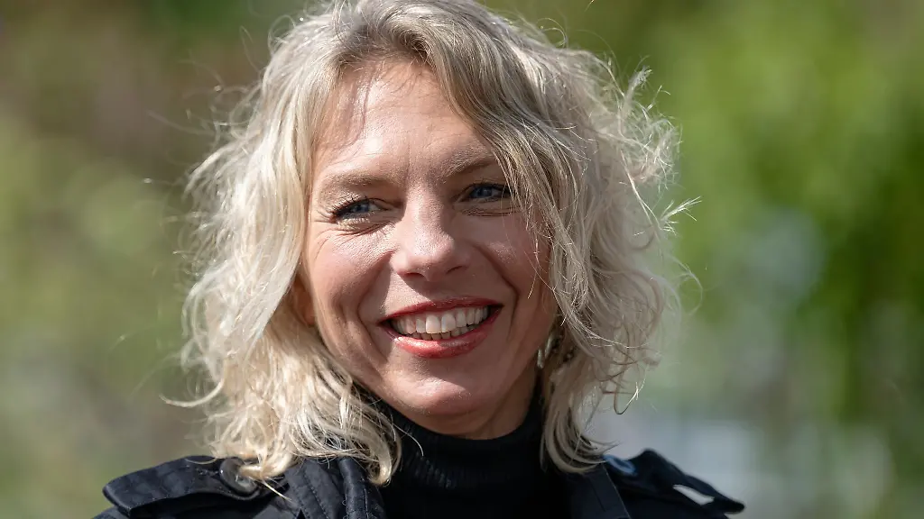 Die-fruehere-Thueringer-Infrastrukturministerin-Susanna-Karawanskij-Linke-ist-zur-neuen-Vorstaendin-einer-Wohnungsbaugesellschaft-bestellt-worden
