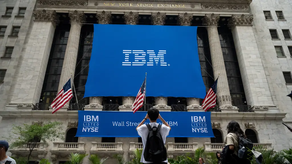 Photo-by-NDZ-STAR-MAX-IPx-2026-7-7-26-Atmosphere-at-the-New-York-Stock-Exchange-NYSE-on-July-7-2026-in-New-York-City