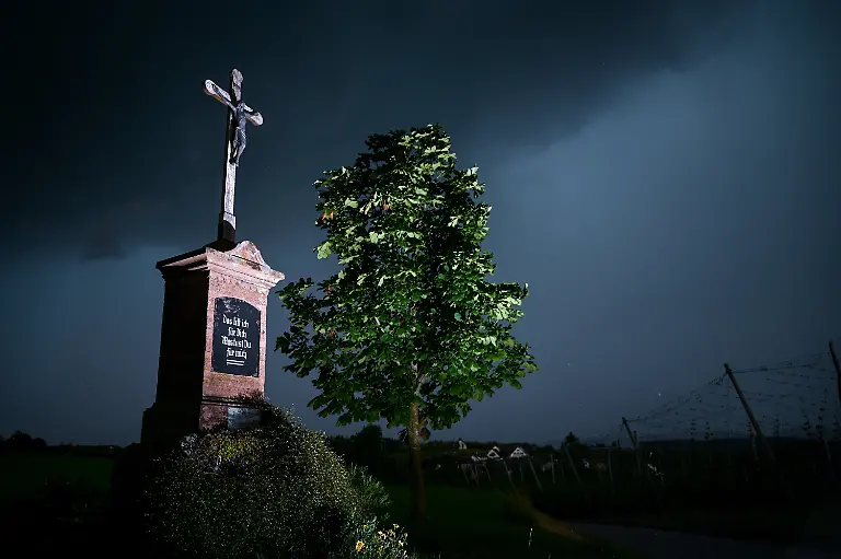 d0a065d3cb43742d7ce89b1e5d8846f9