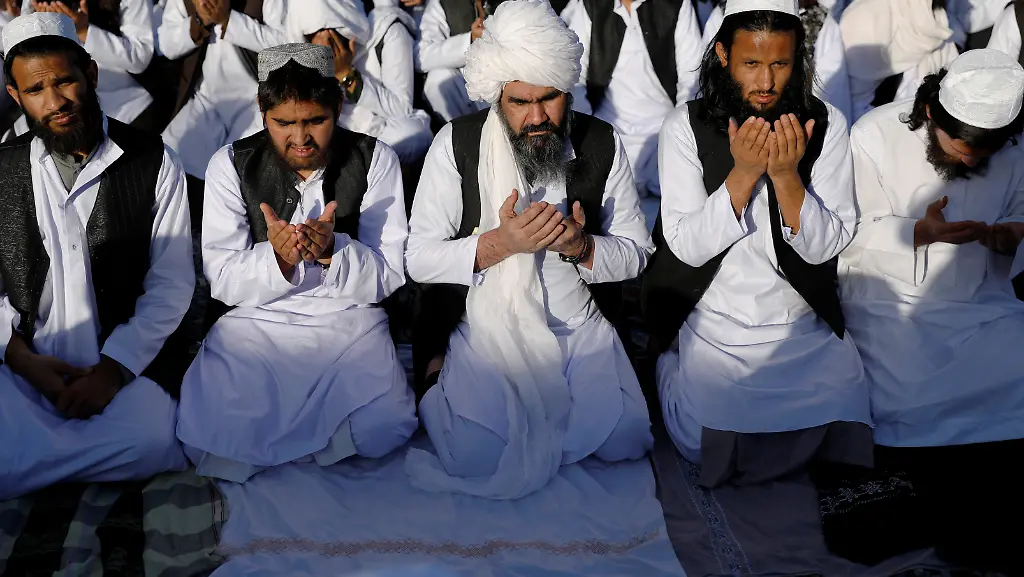 2020-05-26T000000Z-1726981883-RC2FWG9CX2Y1-RTRMADP-3-AFGHANISTAN-TALIBAN-CEASEFIRE