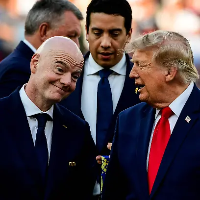 EAST-RUTHERFORD-NEW-JERSEY-JULY-19-FIFA-President-Gianni-Infantino-and-U-S-President-Donald-Trump-after-the-FIFA-World-Cup-WM-Weltmeisterschaft-Fussball-2026-Final-match-between-Spain-and-Argentina-at-New-York-New-Jersey-Stadium-on-July-19-2026-in-East-Rutherford-United-States