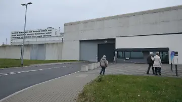 557529089