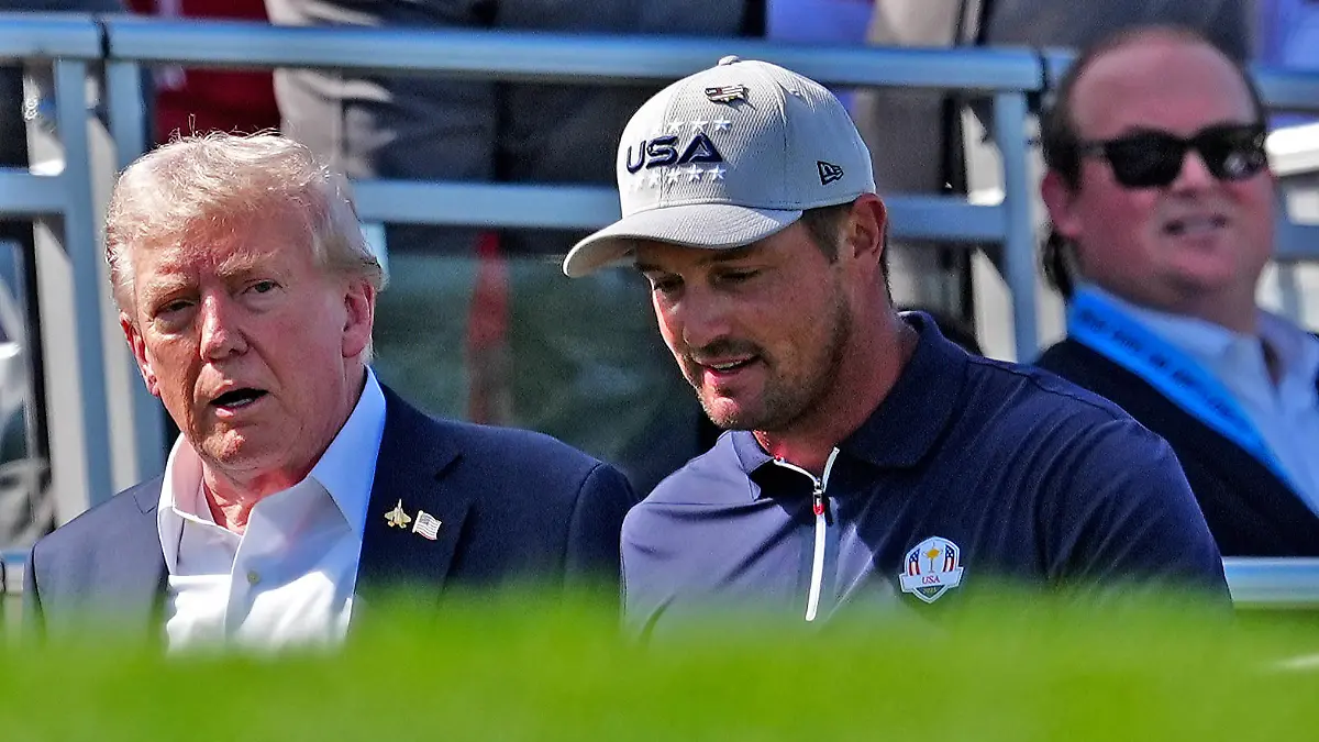 GOLF-Ryder-Cup-2025-FARMINGDALE-NEW-YORK-USA-26-SEP-25-GOLF-Ryder-Cup-2025-Bethpage-Black-Course-Image-shows-president-Donald-Trump-USA-and-Bryson-DeChambeau-USA