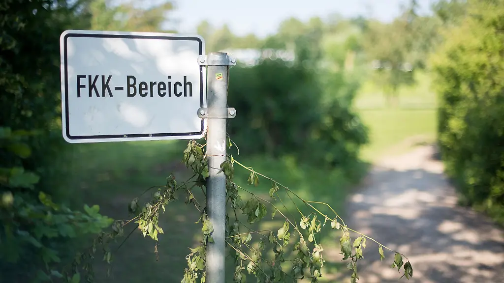 Der-Deutsche-Verband-fuer-Freikoerperkultur-zaehlt-bundesweit-etwa-35-000-organisierte-Mitglieder