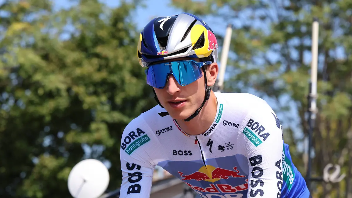 Pierre-Teyssot-MAXPPP-Tour-de-France-2026-UCI-Cycling-Race-Thonon-Les-Bains-France-on-July-20-2026-Florian-Lipowitz-GER-Red-Bull-BORA-hansgrohe-is-seen-preparing-the-tomorrow-Individual-Time-Trial-16th-stage-of-the-113th-edition-of-the-Tour-de-France-cycling-race-26-1-km-between-Evian-and-Thonon-Les-Bains