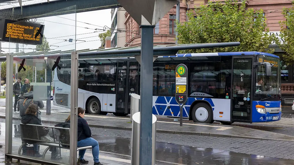 Bei-der-Barrierefreiheit-im-OePNV-in-Mainz-gibt-es-noch-einiges-zu-verbessern