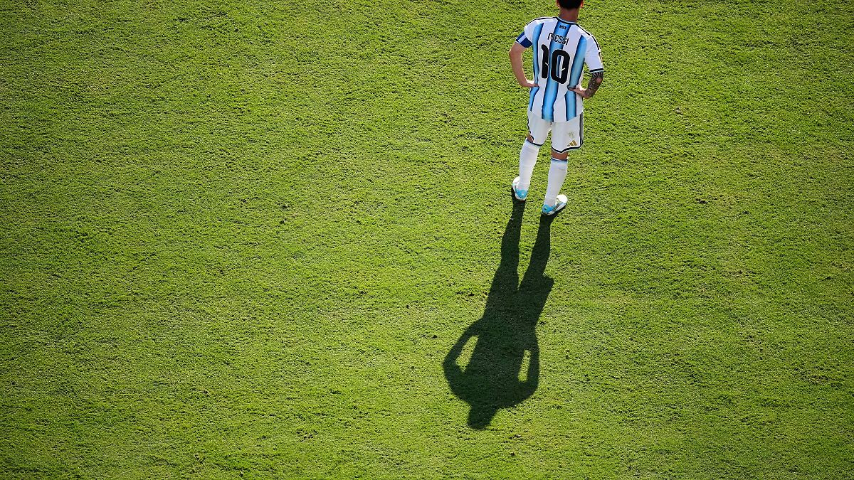 Superstar taucht ab: Die Fußballwelt rätselt: Wie reagiert Lionel Messi?