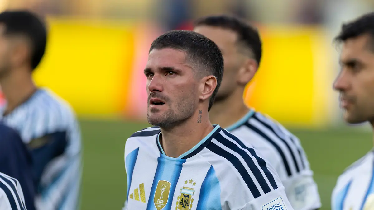 19-07-2026-Fussball-Weltmeisterschaft-2026-in-den-USA-Finale-Spanien-Argentinien-im-MetLife-Stadium-New-York-New-Jersey-East-Rutherford-Spanien-ist-Fussball-Weltmeister-2026-Rodrigo-de-Paul-Argentinien-frustriert-FIFA-regulations-prohibit-any-use-of-photographs-as-image-sequences-and-or-quasi-video